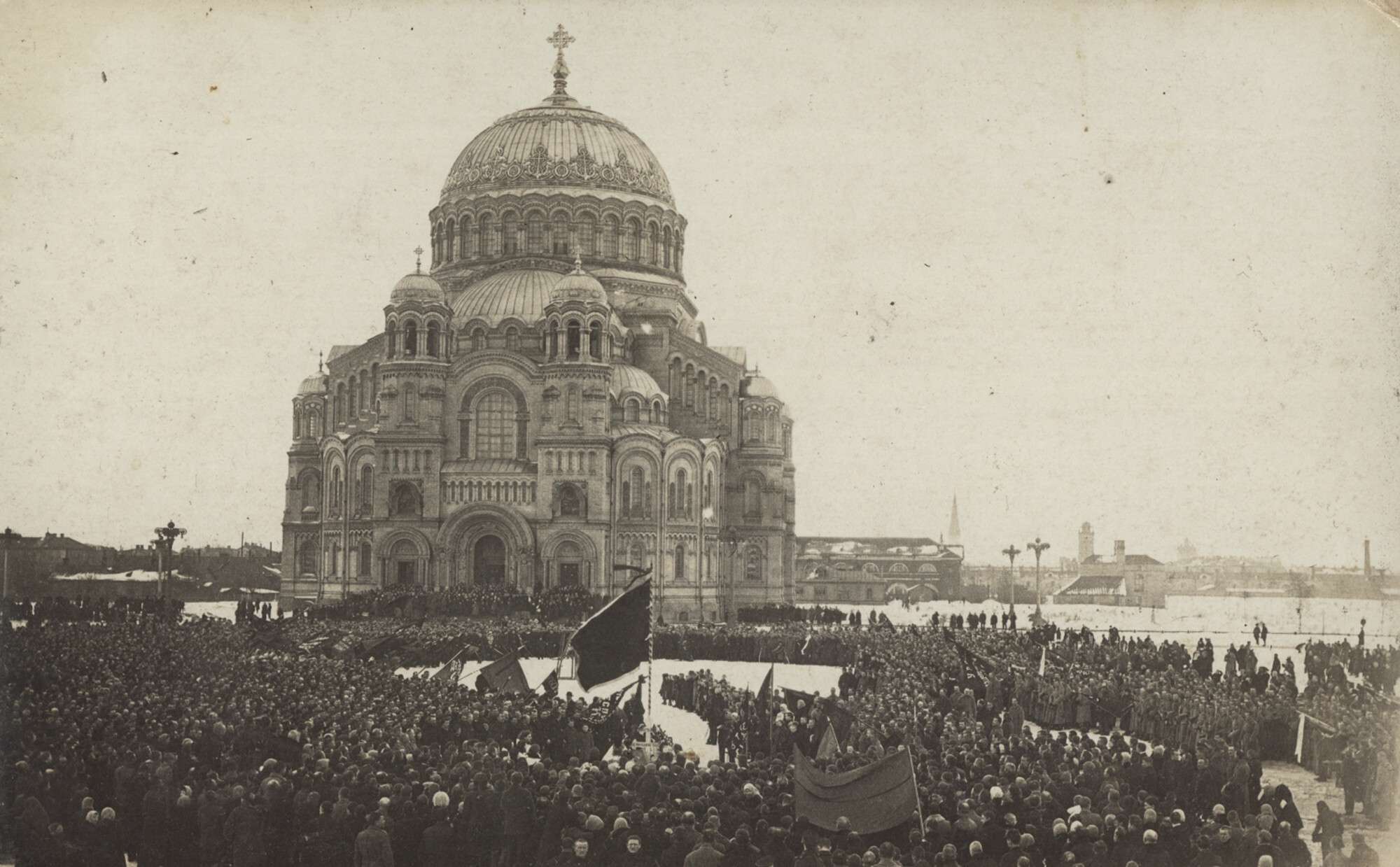 События Февральской революции. 
 

Фотография неизвестного автора, 1917 

РГАВМФ 