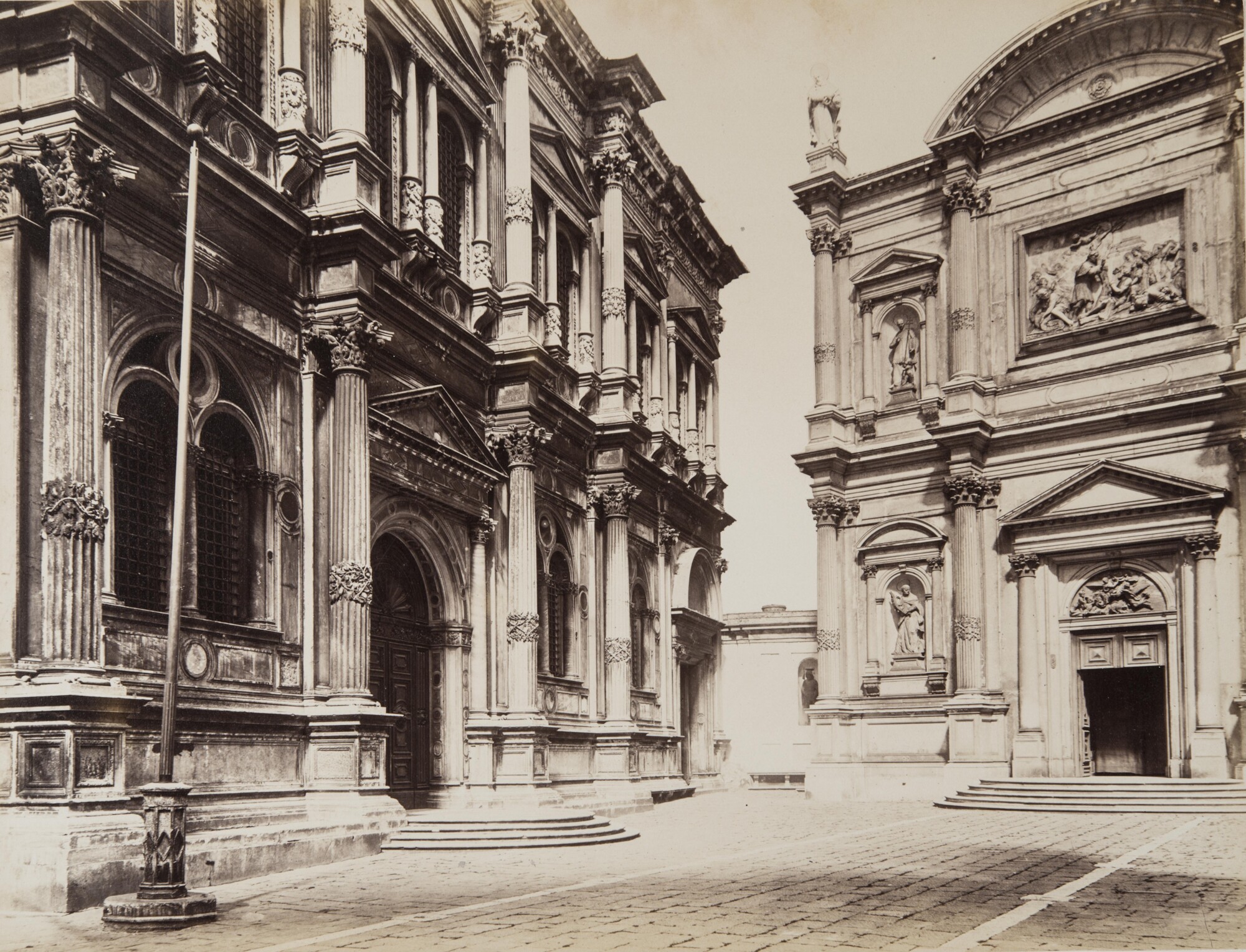 Карло Найя. 
 

Церковь и скуола Сан-Рокко, 1874 

Альбуминовый отпечаток 