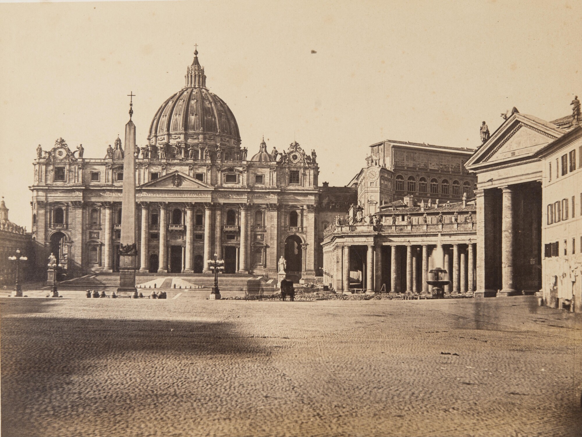 Томмазо Куччони. 
 

Ватикан. Площадь Святого Петра, 1858 

Альбуминовый отпечаток 