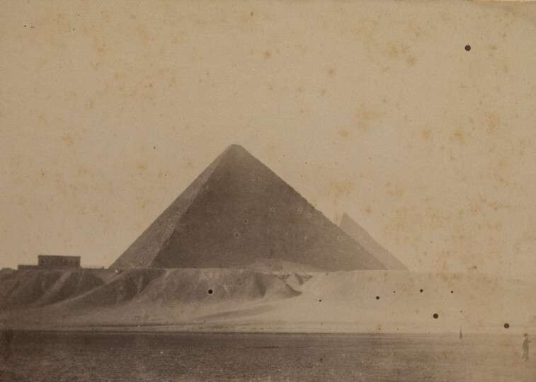 Неизвестный автор. 
 

Пирамиды Хеопса и Хефрена. 

Египет, 1890-1900‑е 