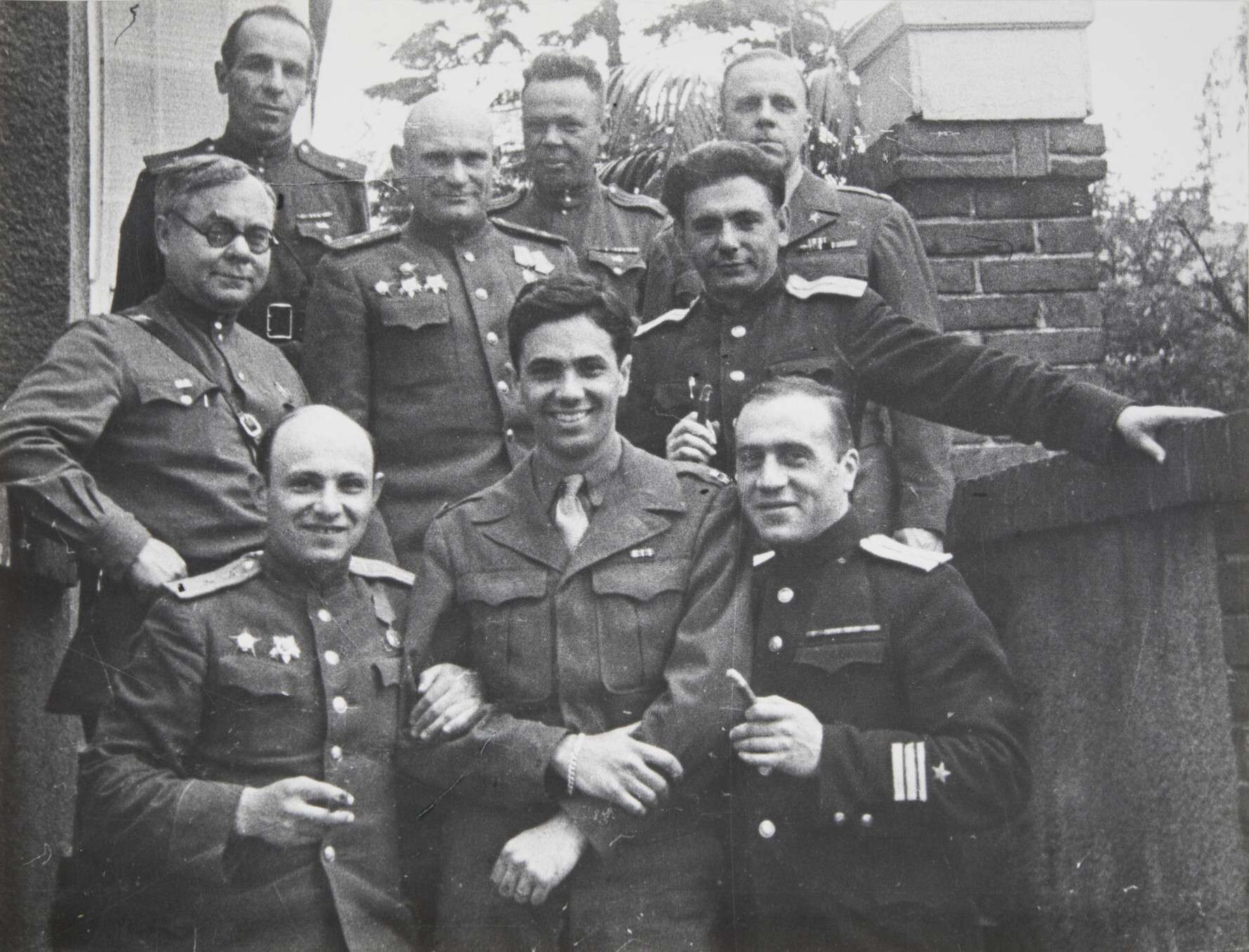 Иван Шагин . 
 

Встреча на Эльбе 

Германия, 1945  