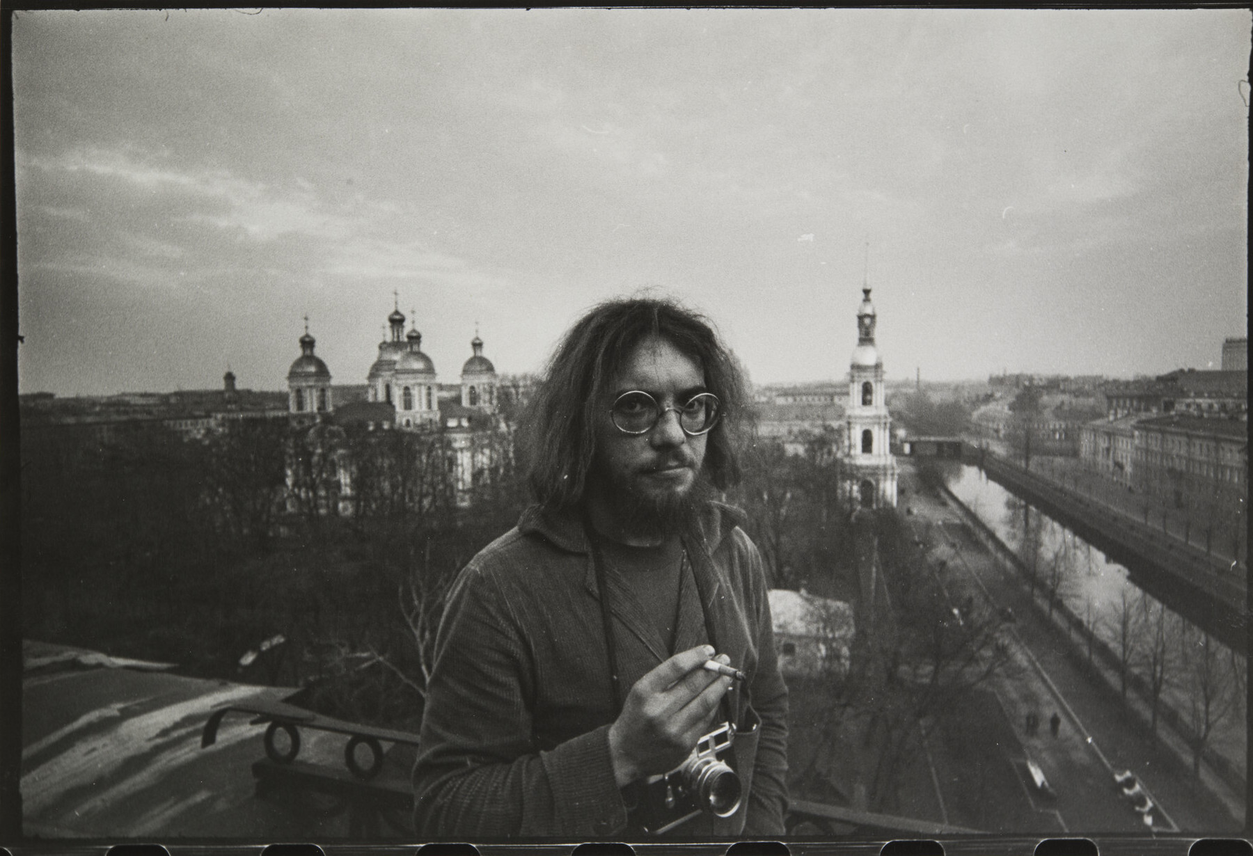 Борис Смелов. 
 

Автопортрет 

Ленинград, 1983


 